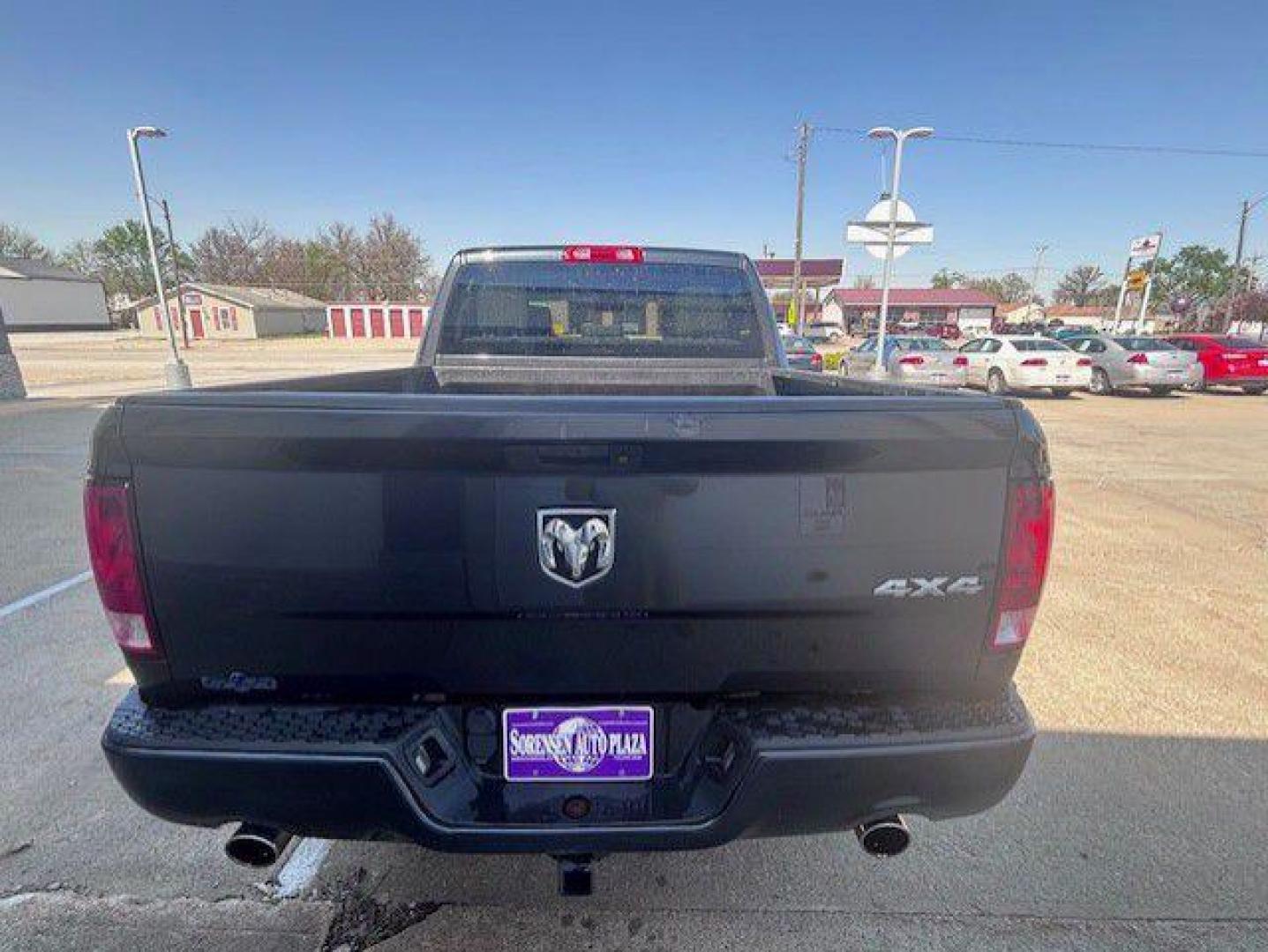 2017 GRAY RAM 1500 TRADESMAN (3C6RR7KT9HG) with an 5.7L engine, Automatic transmission, located at 1100 W. Sheridan Ave., Shenandoah, 51601, (712) 246-1600, 40.765678, -95.388817 - Photo#4