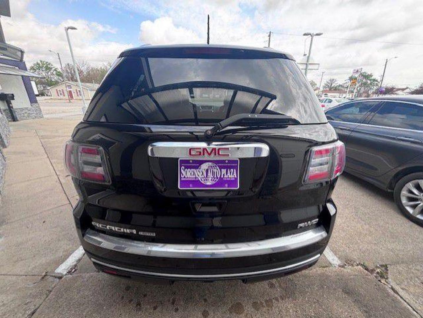 2017 BLACK GMC ACADIA LIMITED SLT-2 (1GKKVSKD9HJ) with an 3.6L engine, Automatic transmission, located at 1100 W. Sheridan Ave., Shenandoah, 51601, (712) 246-1600, 40.765678, -95.388817 - Photo#6