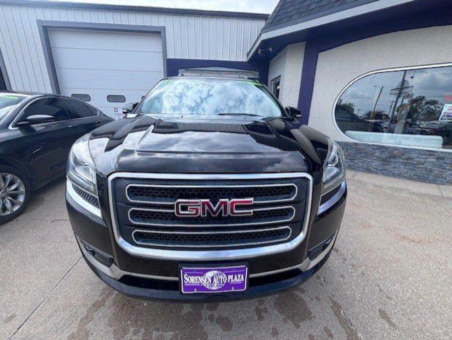 2017 BLACK GMC ACADIA LIMITED SLT-2 (1GKKVSKD9HJ) with an 3.6L engine, Automatic transmission, located at 1100 W. Sheridan Ave., Shenandoah, 51601, (712) 246-1600, 40.765678, -95.388817 - Photo#9