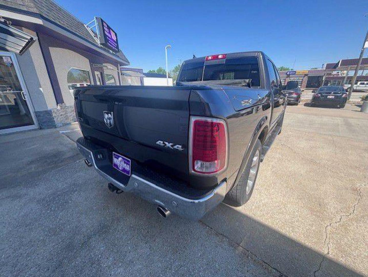 2017 GRAY RAM 1500 LARAMIE (1C6RR7NT8HS) with an 5.7L engine, Automatic transmission, located at 1100 W. Sheridan Ave., Shenandoah, 51601, (712) 246-1600, 40.765678, -95.388817 - Photo#3