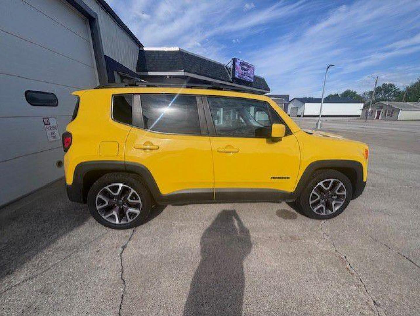 2015 YELLOW JEEP RENEGADE LATITUDE (ZACCJABTXFP) with an 2.4L engine, Automatic transmission, located at 1100 W. Sheridan Ave., Shenandoah, 51601, (712) 246-1600, 40.765678, -95.388817 - Photo#7