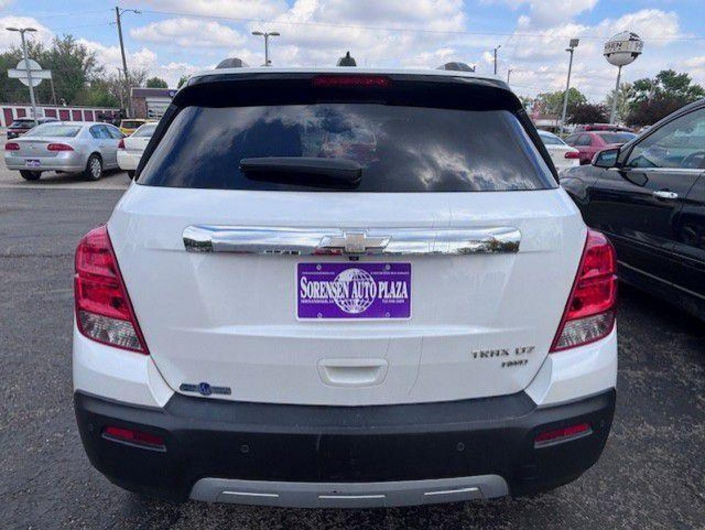 2016 WHITE CHEVROLET TRAX LTZ (KL7CJRSB6GB) with an 1.4L engine, Automatic transmission, located at 1100 W. Sheridan Ave., Shenandoah, 51601, (712) 246-1600, 40.765678, -95.388817 - Photo#6