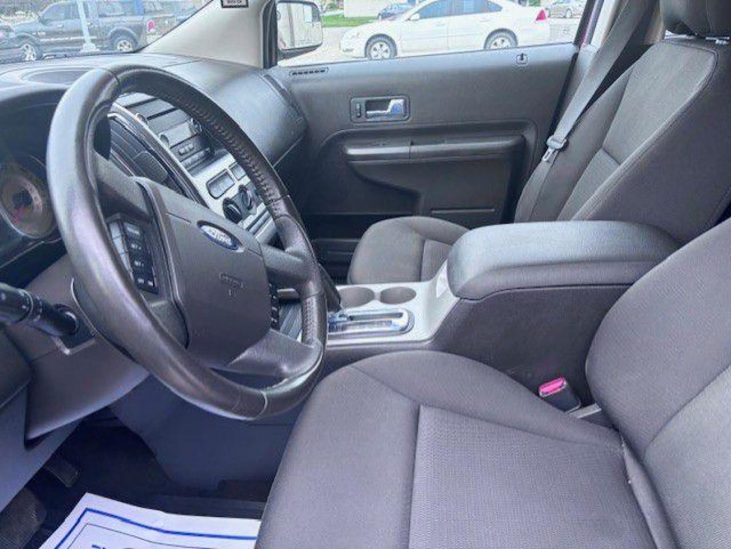 2009 RED FORD EDGE SEL (2FMDK48C89B) with an 3.5L engine, Automatic transmission, located at 1100 W. Sheridan Ave., Shenandoah, 51601, (712) 246-1600, 40.765678, -95.388817 - Photo#1