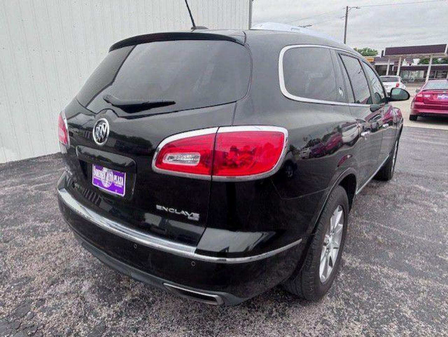 2017 BLACK BUICK ENCLAVE LEATHER (5GAKVBKD9HJ) with an 3.6L engine, Automatic transmission, located at 1100 W. Sheridan Ave., Shenandoah, 51601, (712) 246-1600, 40.765678, -95.388817 - Photo#7