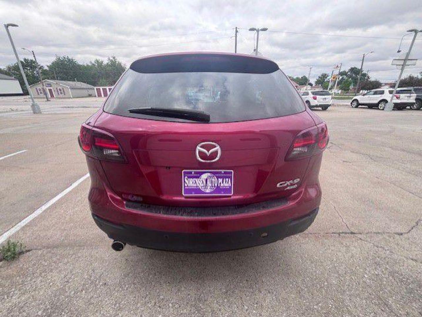 2015 RED MAZDA CX-9 TOURING (JM3TB3CA5F0) with an 3.7L engine, Automatic transmission, located at 1100 W. Sheridan Ave., Shenandoah, 51601, (712) 246-1600, 40.765678, -95.388817- Photo#5