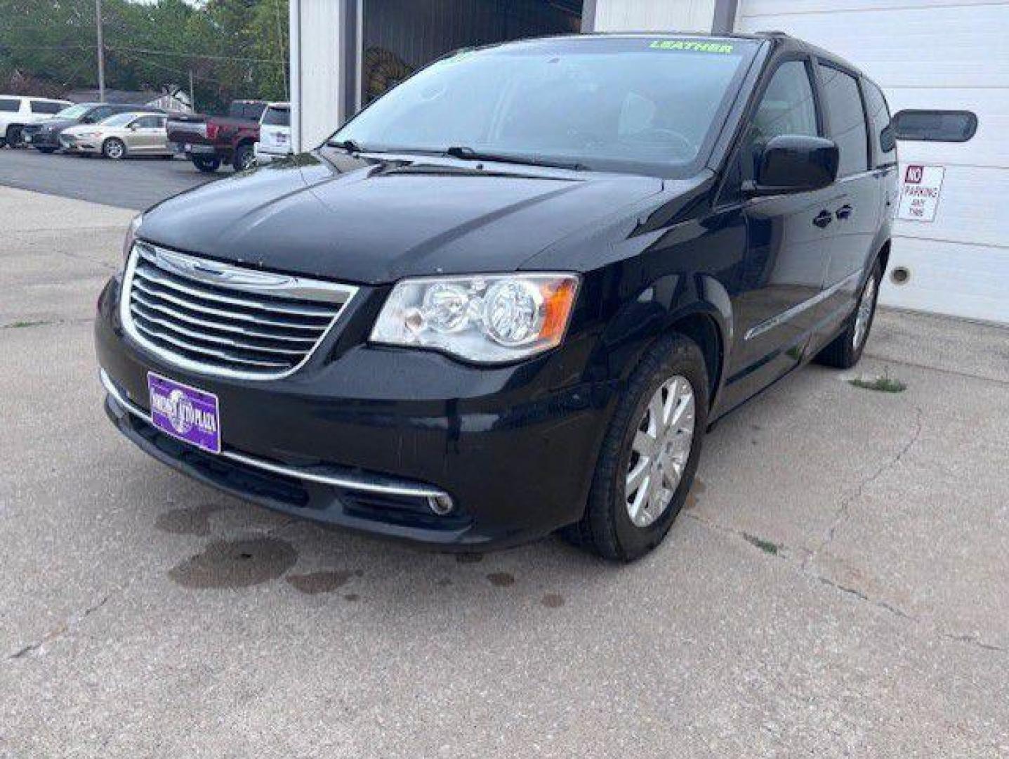 2016 BLACK CHRYSLER TOWN and COUNTRY TOURING (2C4RC1BG8GR) with an 3.6L engine, Automatic transmission, located at 1100 W. Sheridan Ave., Shenandoah, 51601, (712) 246-1600, 40.765678, -95.388817- Photo#0
