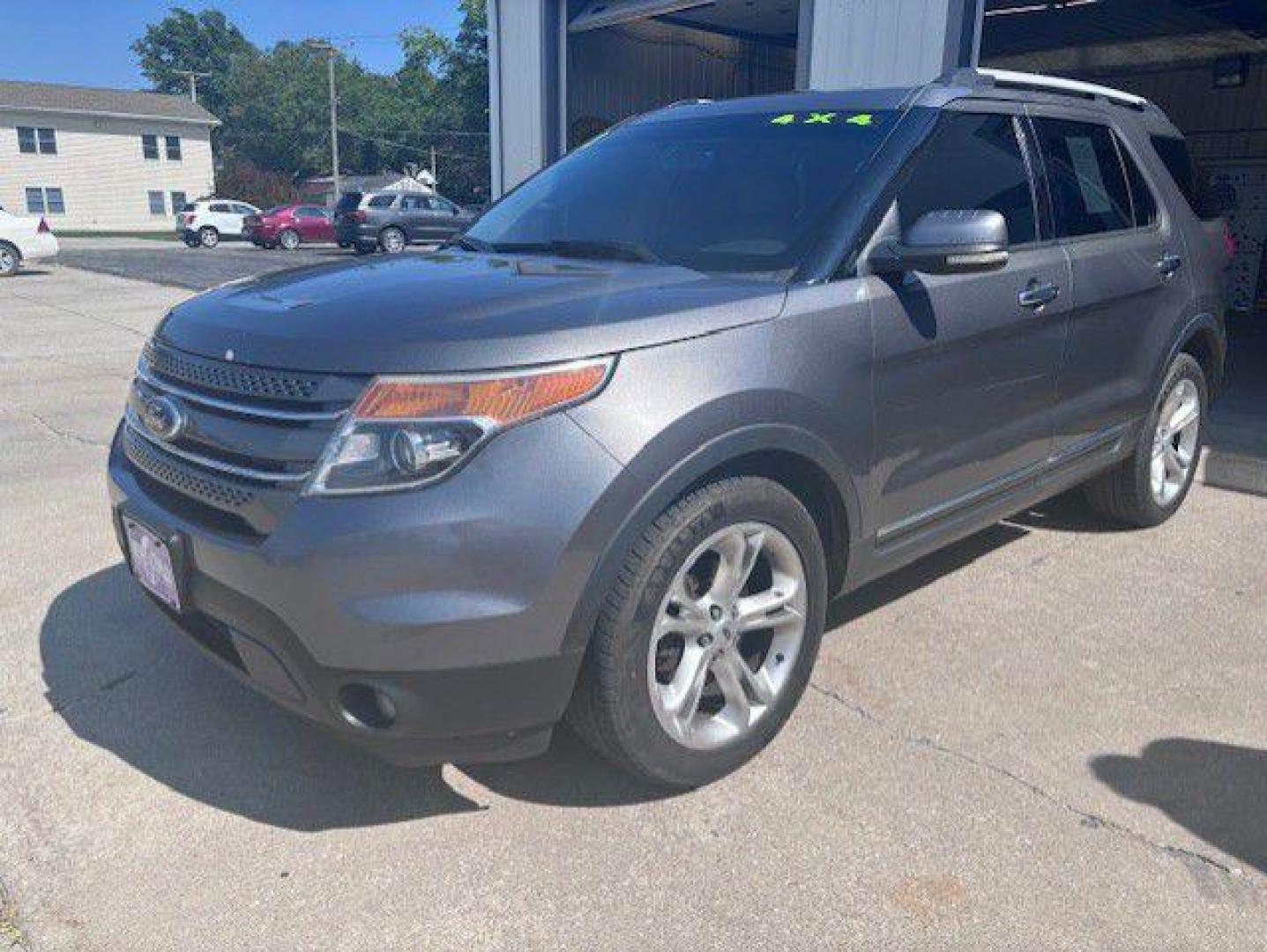 2013 GRAY FORD EXPLORER LIMITED (1FM5K8F86DG) with an 3.5L engine, Automatic transmission, located at 1100 W. Sheridan Ave., Shenandoah, 51601, (712) 246-1600, 40.765678, -95.388817 - Photo#0