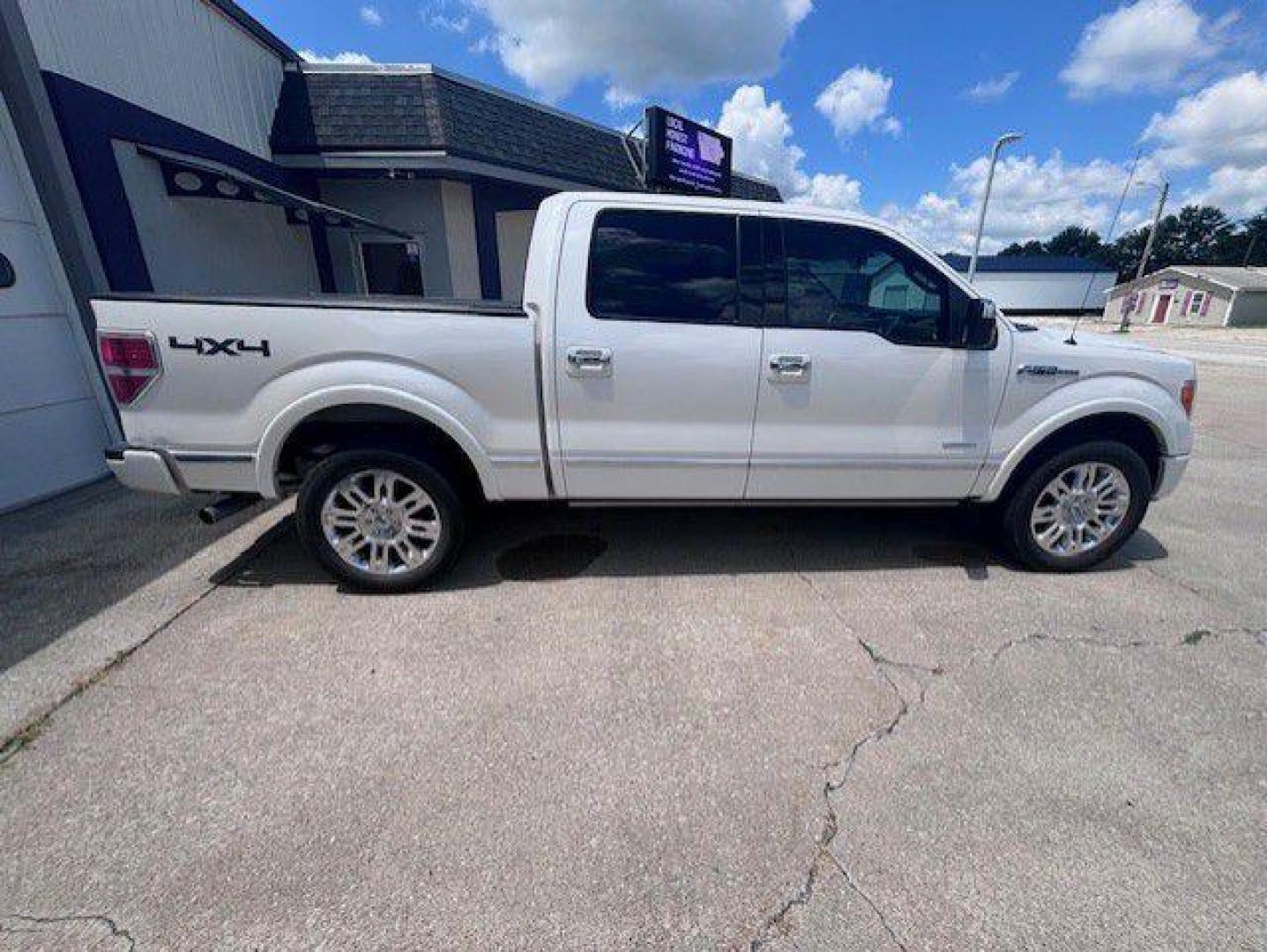 2012 WHITE FORD F150 SUPERCREW (1FTFW1ET5CF) with an 3.5L engine, Automatic transmission, located at 1100 W. Sheridan Ave., Shenandoah, 51601, (712) 246-1600, 40.765678, -95.388817- Photo#6