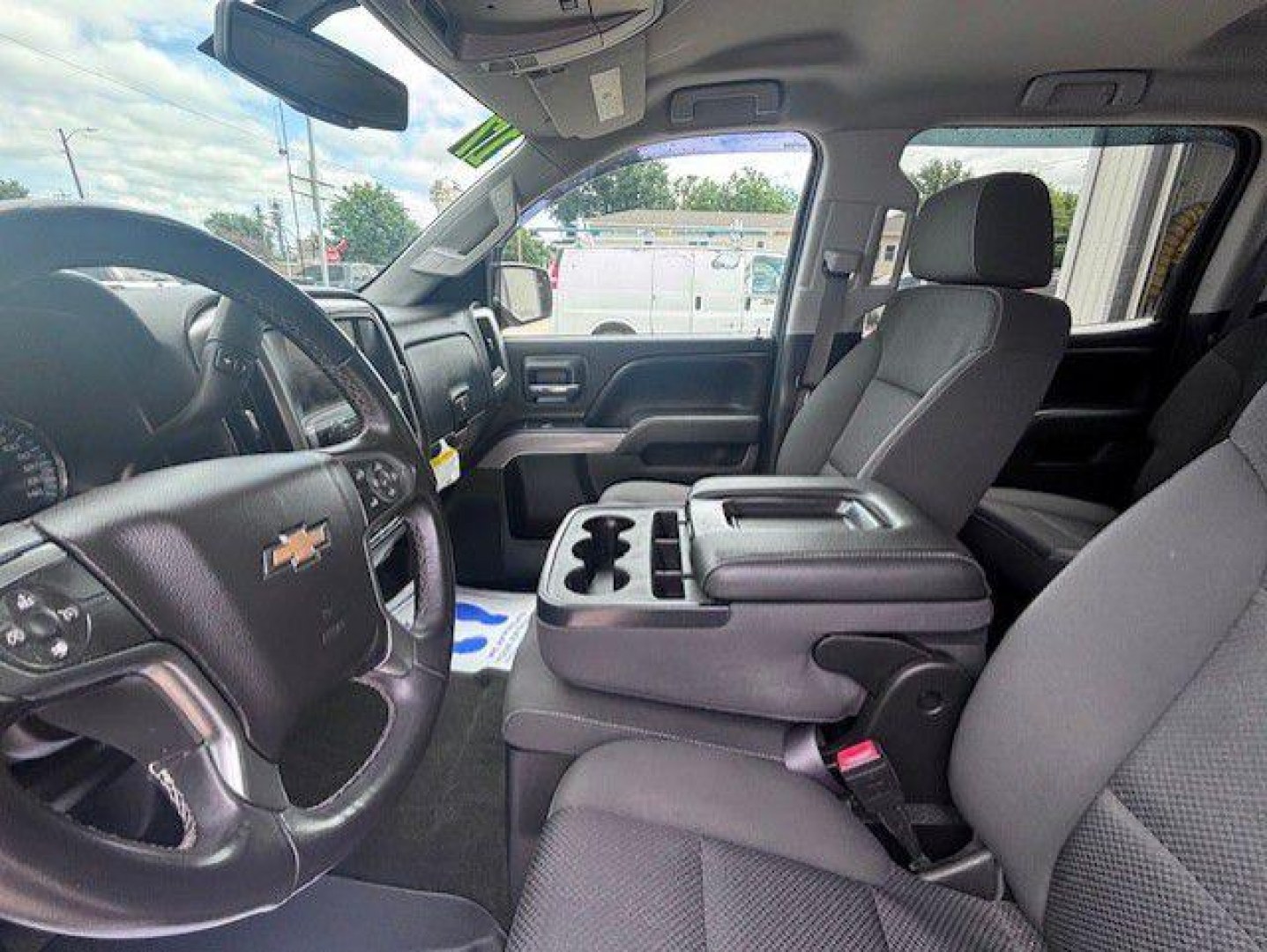 2017 BROWN CHEVROLET SILVERADO 1500 LT (3GCUKREC3HG) with an 5.3L engine, Automatic transmission, located at 1100 W. Sheridan Ave., Shenandoah, 51601, (712) 246-1600, 40.765678, -95.388817- Photo#2