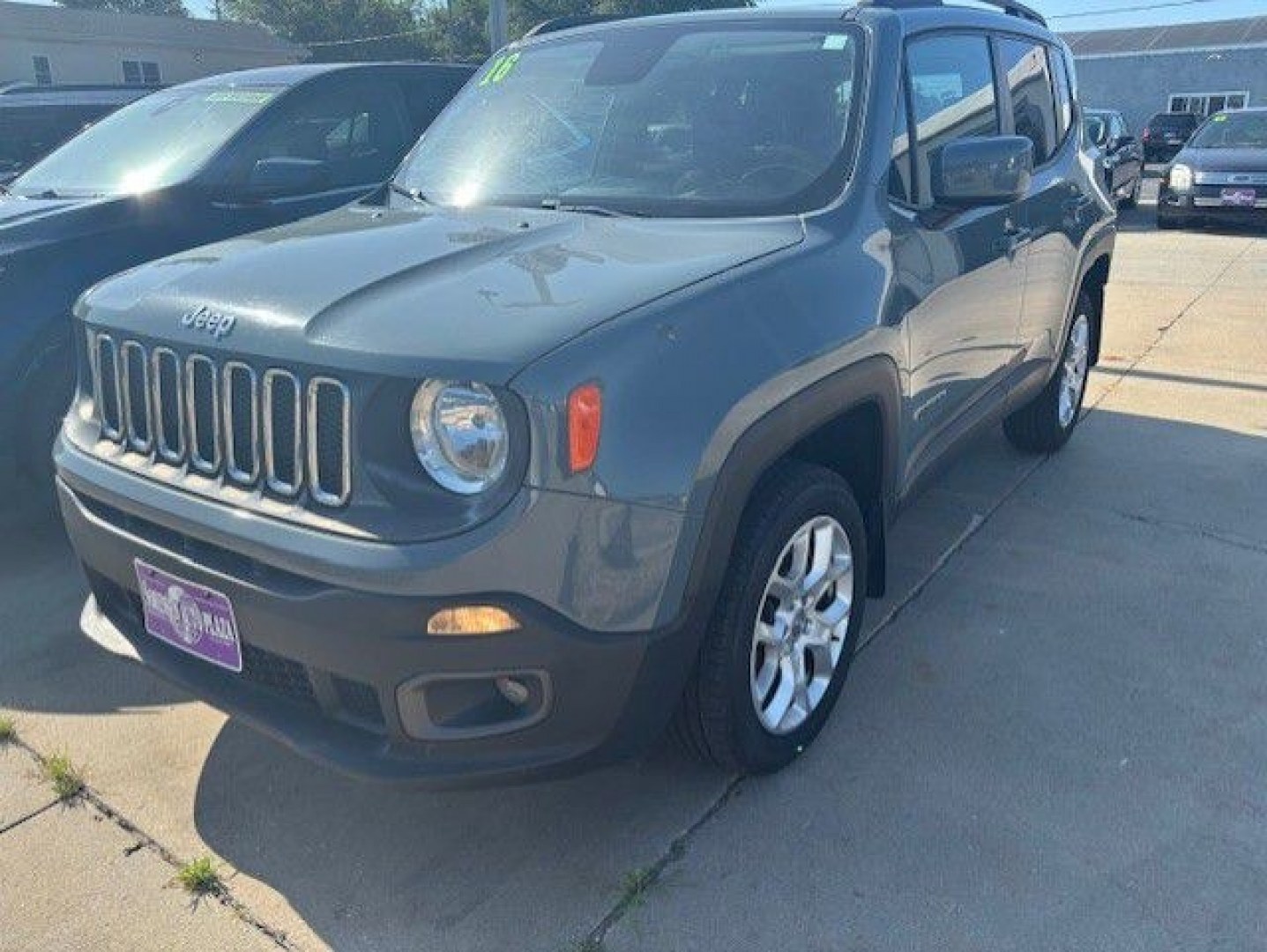 2016 GRAY JEEP RENEGADE LATITUDE (ZACCJBBT3GP) with an 2.4L engine, Automatic transmission, located at 1100 W. Sheridan Ave., Shenandoah, 51601, (712) 246-1600, 40.765678, -95.388817- Photo#0