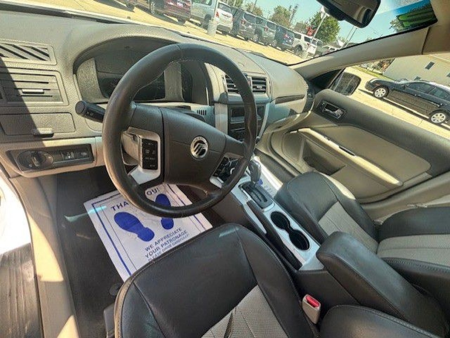 2010 WHITE MERCURY MILAN PREMIER (3MEHM0JA4AR) with an 2.5L engine, Automatic transmission, located at 1100 W. Sheridan Ave., Shenandoah, 51601, (712) 246-1600, 40.765678, -95.388817- Photo#3