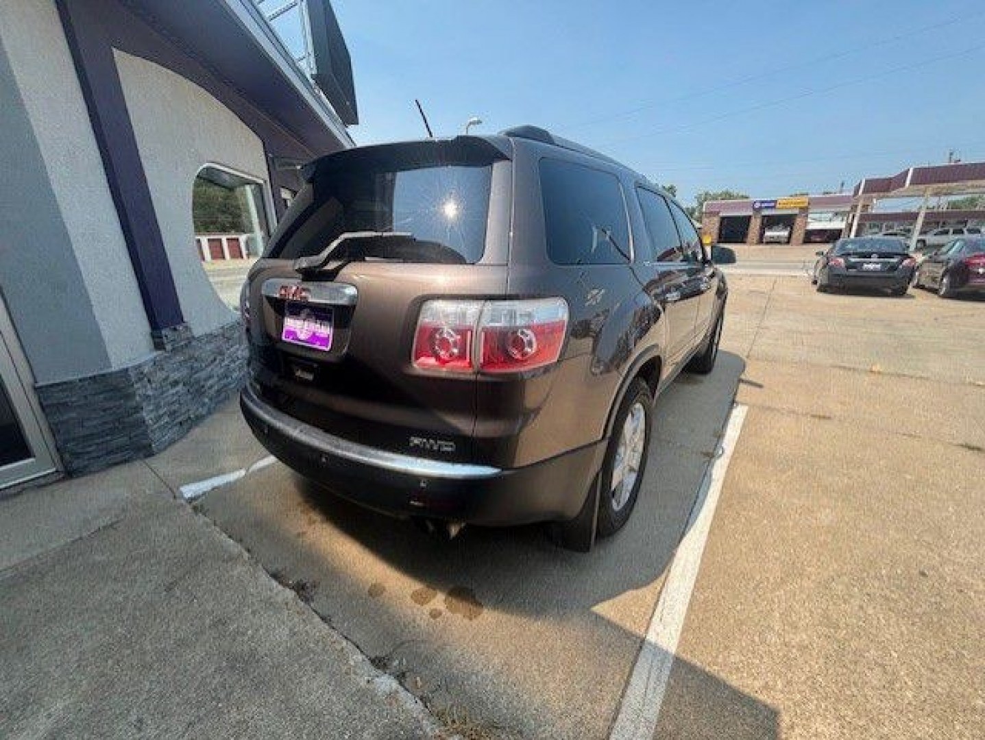 2012 BROWN GMC ACADIA SLT-1 (1GKKVRED5CJ) with an 3.6L engine, Automatic transmission, located at 1100 W. Sheridan Ave., Shenandoah, 51601, (712) 246-1600, 40.765678, -95.388817- Photo#6