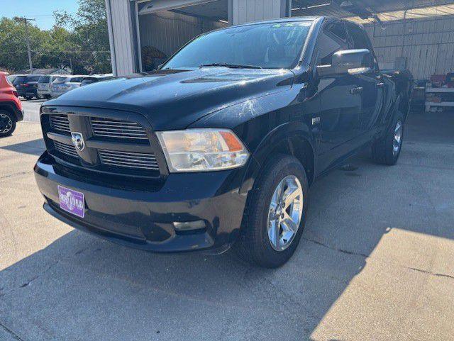 photo of 2012 DODGE RAM 1500 4DR