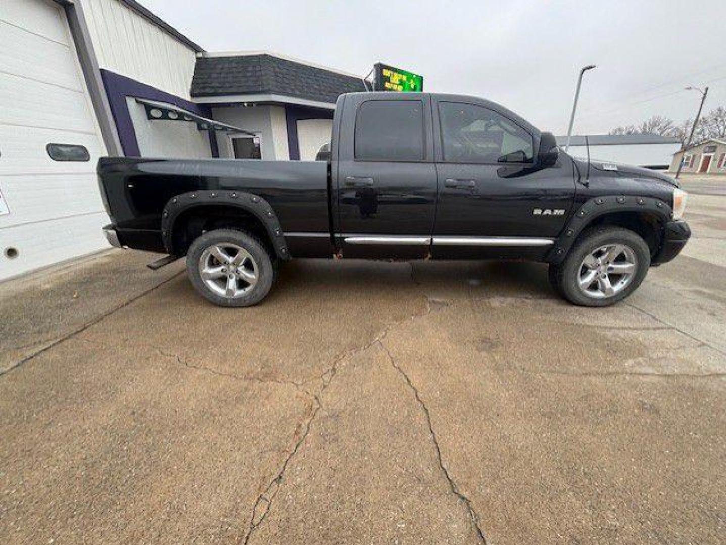 2008 BLACK DODGE RAM 1500 ST (1D7HU18248S) with an 5.7L engine, Automatic transmission, located at 1100 W. Sheridan Ave., Shenandoah, 51601, (712) 246-1600, 40.765678, -95.388817 - Photo#6
