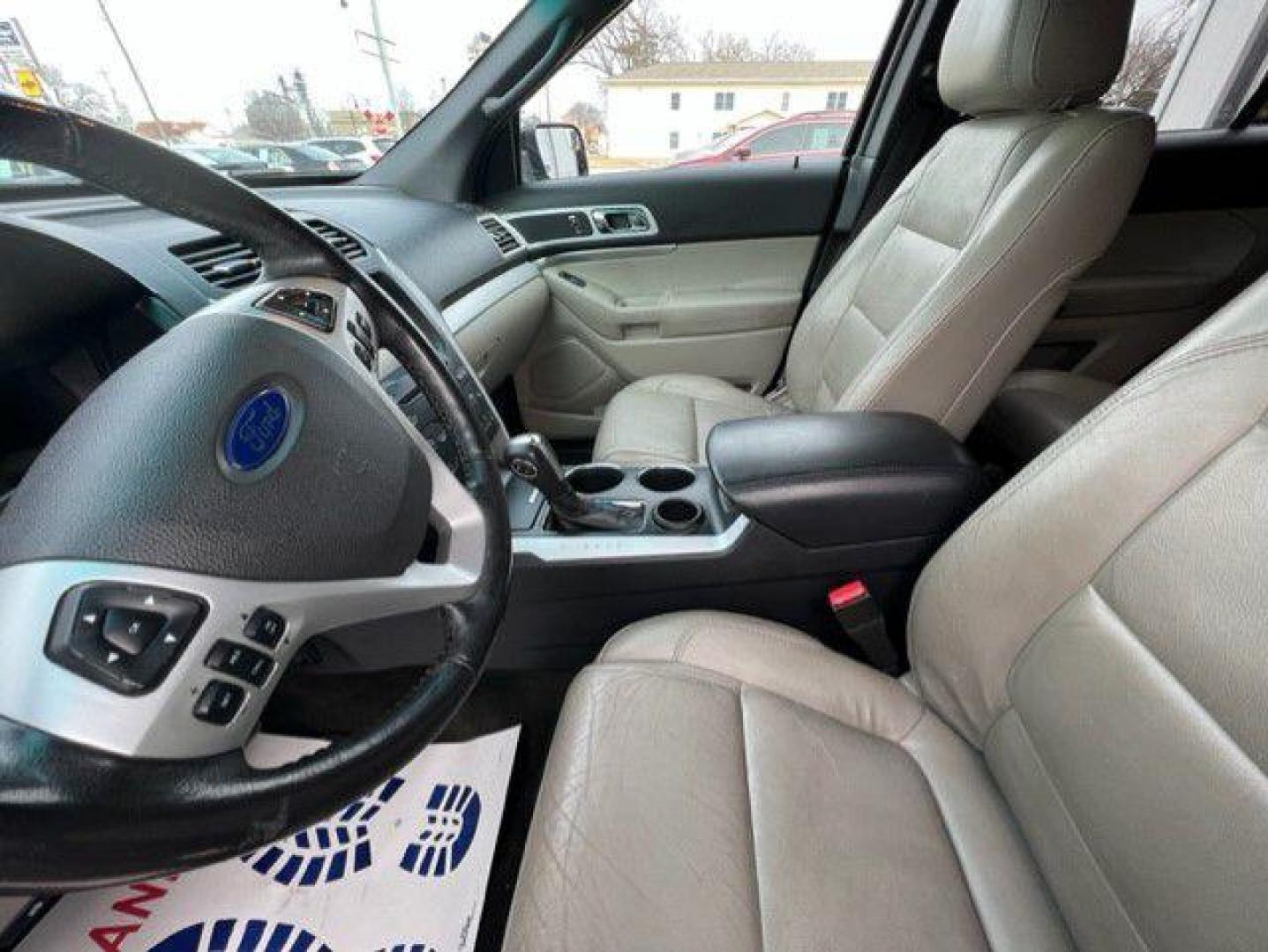 2012 BLACK FORD EXPLORER XLT (1FMHK7D89CG) with an 3.5L engine, Automatic transmission, located at 1100 W. Sheridan Ave., Shenandoah, 51601, (712) 246-1600, 40.765678, -95.388817 - Photo#3