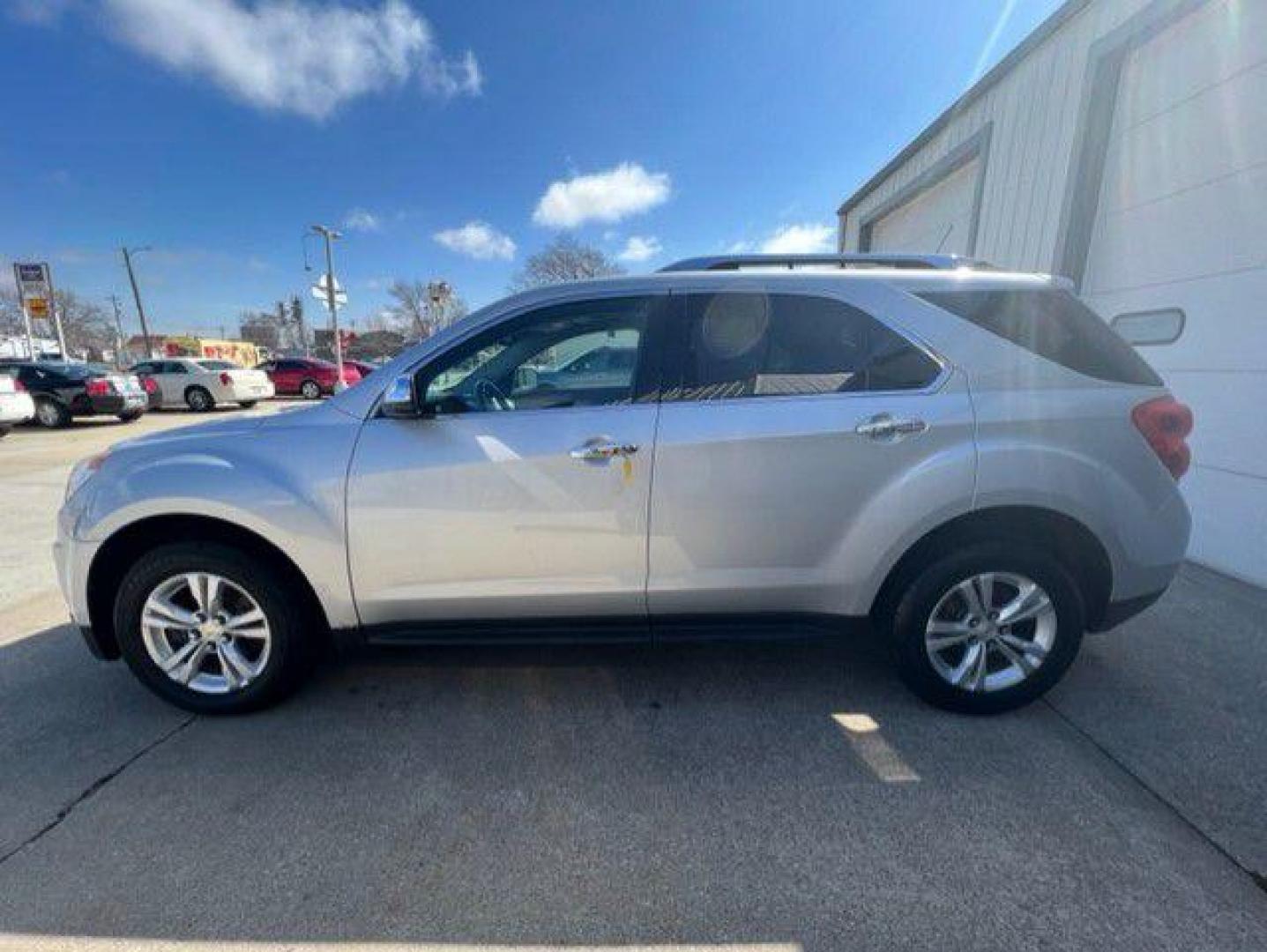 2011 SILVER CHEVROLET EQUINOX LTZ (2CNFLGEC9B6) with an 2.4L engine, Automatic transmission, located at 1100 W. Sheridan Ave., Shenandoah, 51601, (712) 246-1600, 40.765678, -95.388817 - Photo#2