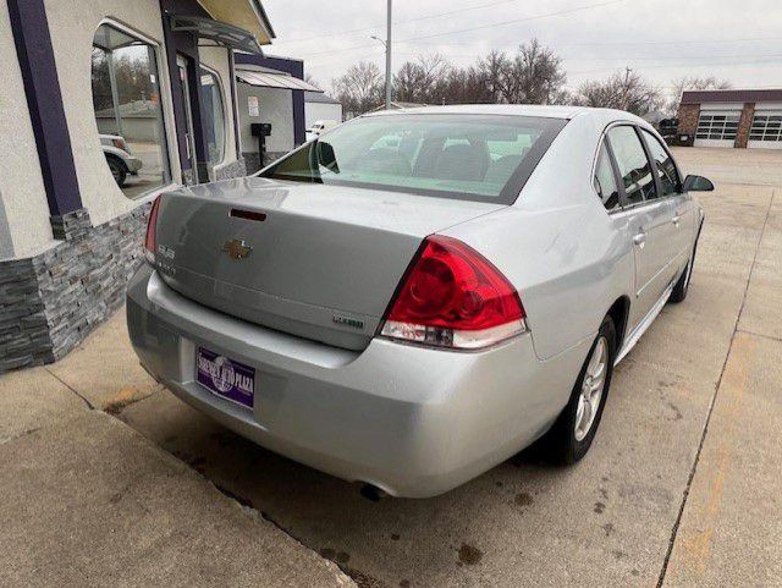 2013 SILVER CHEVROLET IMPALA LS (2G1WF5E38D1) with an 3.6L engine, Automatic transmission, located at 1100 W. Sheridan Ave., Shenandoah, 51601, (712) 246-1600, 40.765678, -95.388817 - Photo #1