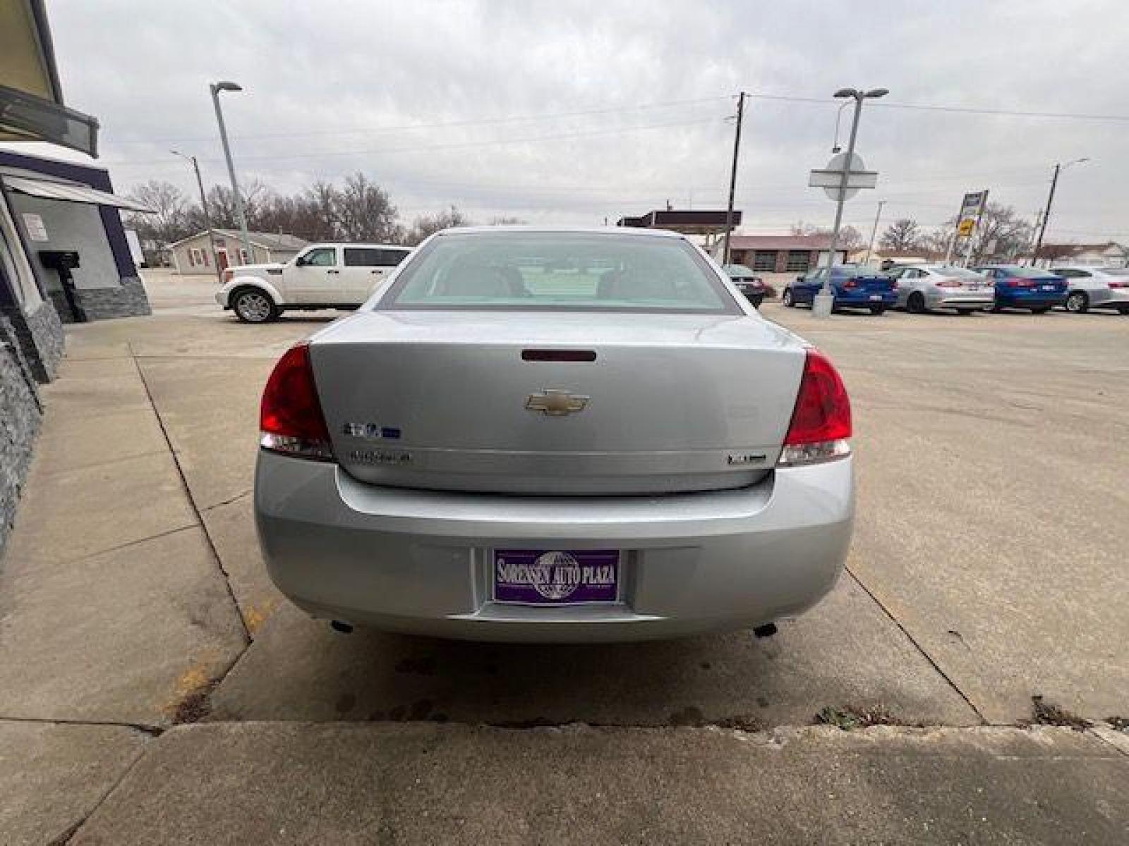 2013 SILVER CHEVROLET IMPALA LS (2G1WF5E38D1) with an 3.6L engine, Automatic transmission, located at 1100 W. Sheridan Ave., Shenandoah, 51601, (712) 246-1600, 40.765678, -95.388817 - Photo #8
