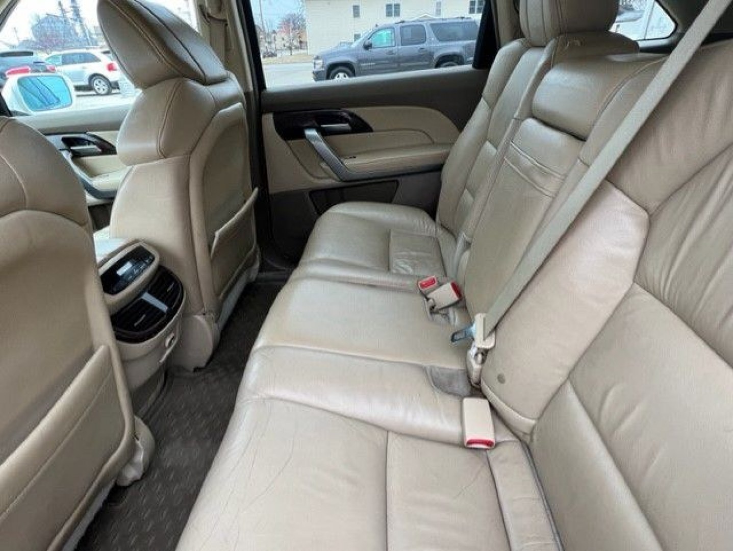 2012 WHITE ACURA MDX BASE (2HNYD2H26CH) with an 3.7L engine, Automatic transmission, located at 1100 W. Sheridan Ave., Shenandoah, 51601, (712) 246-1600, 40.765678, -95.388817- Photo#5