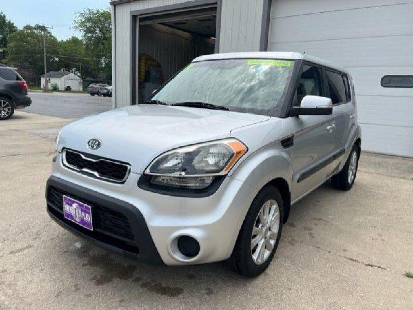 2012 SILVER KIA SOUL + (KNDJT2A65C7) with an 2.0L engine, Automatic transmission, located at 1100 W. Sheridan Ave., Shenandoah, 51601, (712) 246-1600, 40.765678, -95.388817 - Photo#0