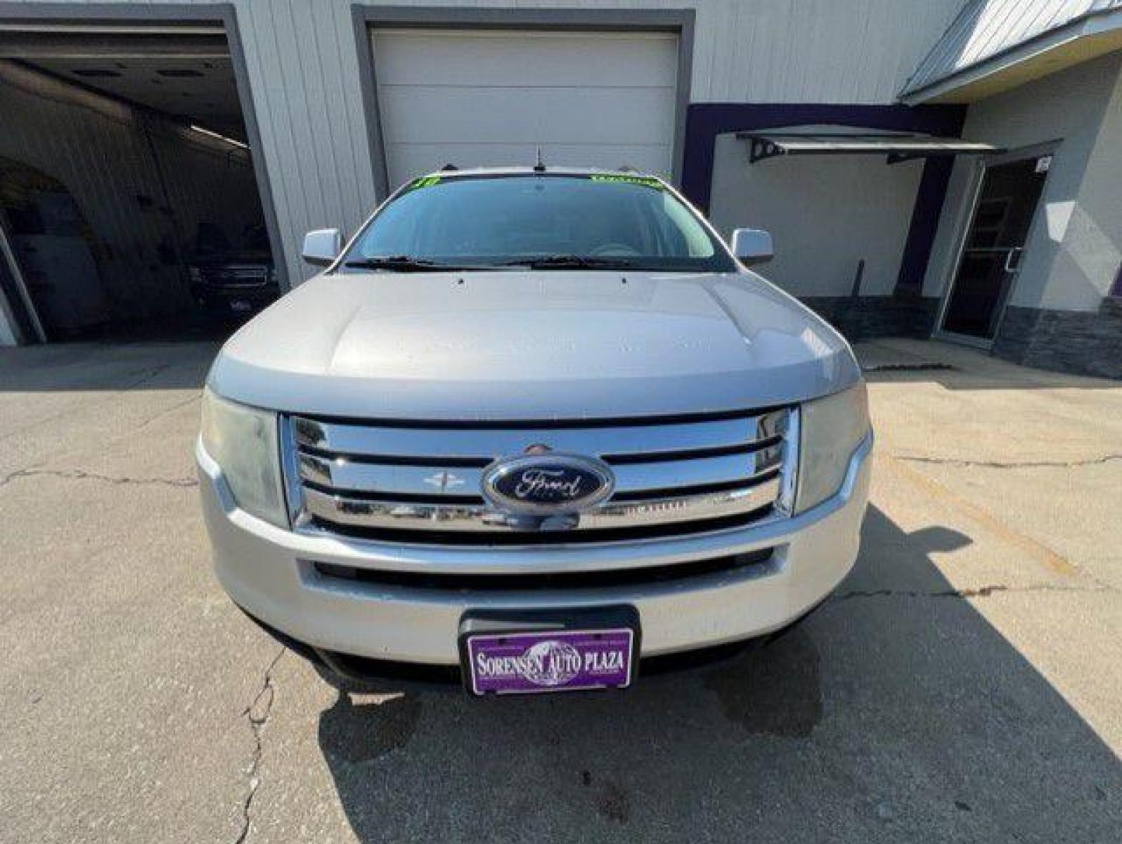 2010 SILVER FORD EDGE LIMITED (2FMDK4KC5AB) with an 3.5L engine, Automatic transmission, located at 1100 W. Sheridan Ave., Shenandoah, 51601, (712) 246-1600, 40.765678, -95.388817 - Photo #7
