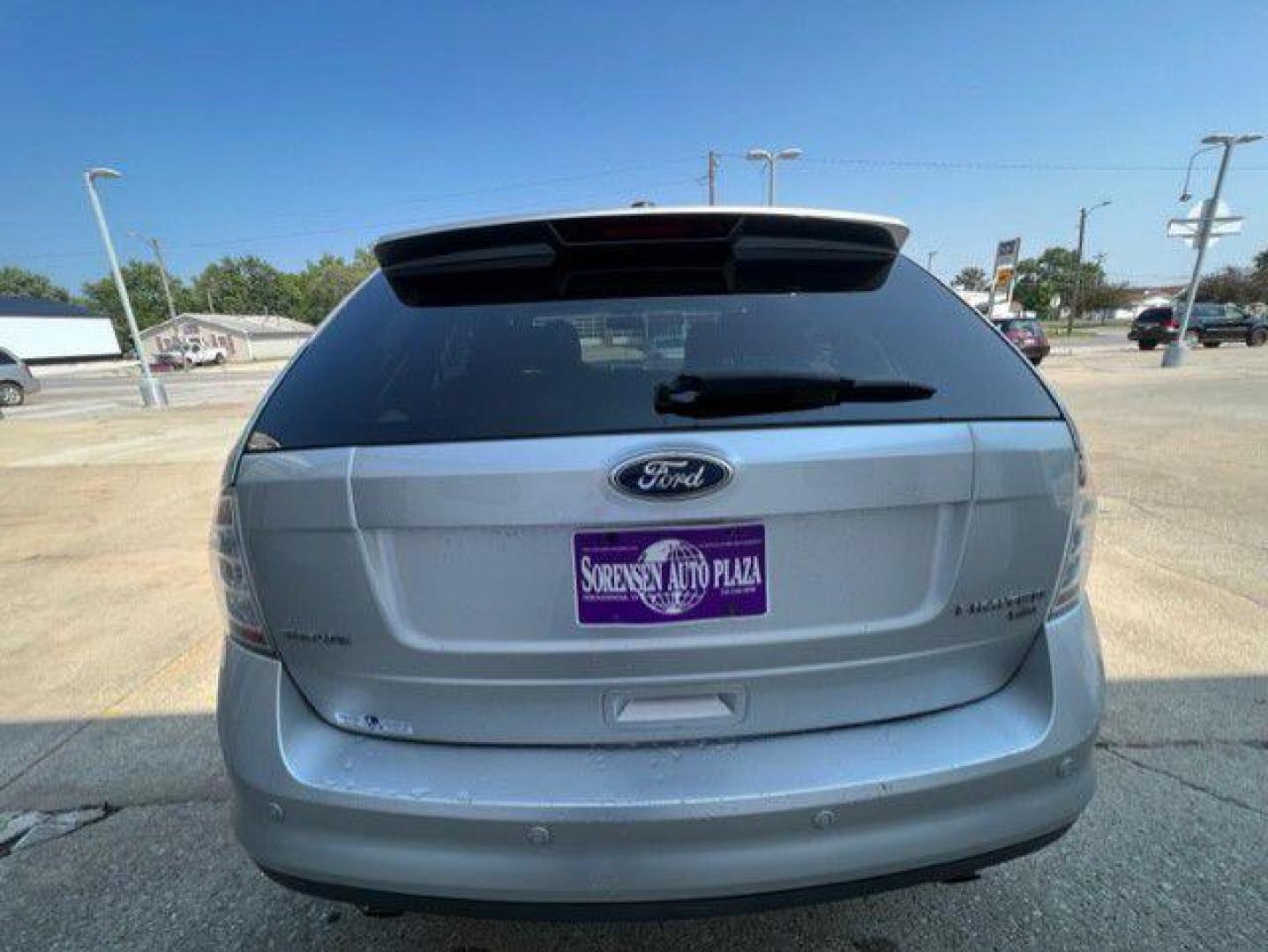 2010 SILVER FORD EDGE LIMITED (2FMDK4KC5AB) with an 3.5L engine, Automatic transmission, located at 1100 W. Sheridan Ave., Shenandoah, 51601, (712) 246-1600, 40.765678, -95.388817 - Photo#8