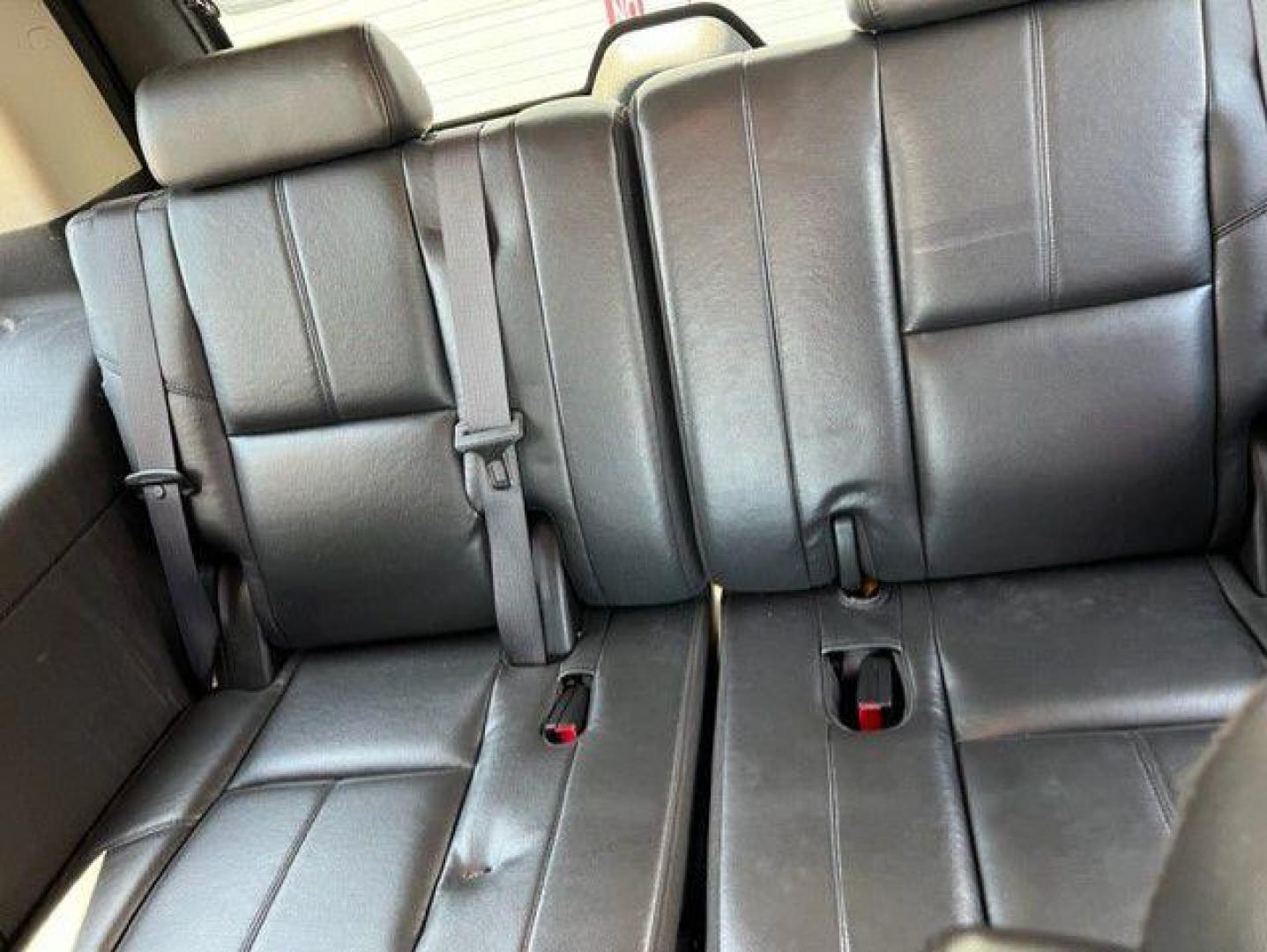 2008 BLACK CHEVROLET TAHOE 1500 (1GNFK13078J) with an 5.3L engine, Automatic transmission, located at 1100 W. Sheridan Ave., Shenandoah, 51601, (712) 246-1600, 40.765678, -95.388817 - Photo#5