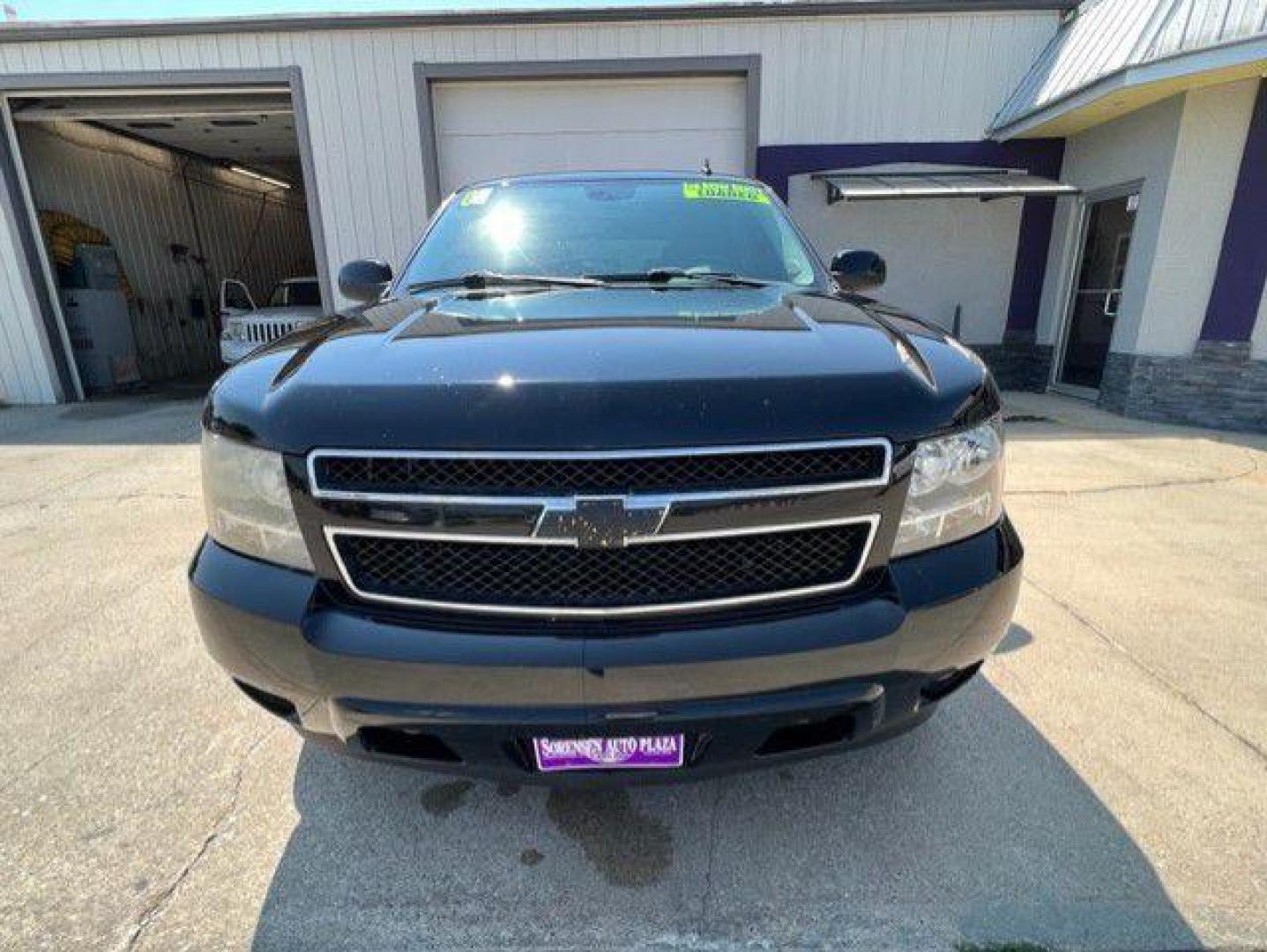2008 BLACK CHEVROLET TAHOE 1500 (1GNFK13078J) with an 5.3L engine, Automatic transmission, located at 1100 W. Sheridan Ave., Shenandoah, 51601, (712) 246-1600, 40.765678, -95.388817 - Photo#8
