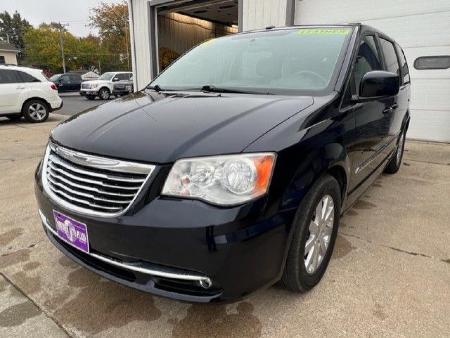 2011 BLUE CHRYSLER TOWN and COUNTRY TOURING L (2A4RR8DG8BR) with an 3.6L engine, Automatic transmission, located at 1100 W. Sheridan Ave., Shenandoah, 51601, (712) 246-1600, 40.765678, -95.388817- Photo#0