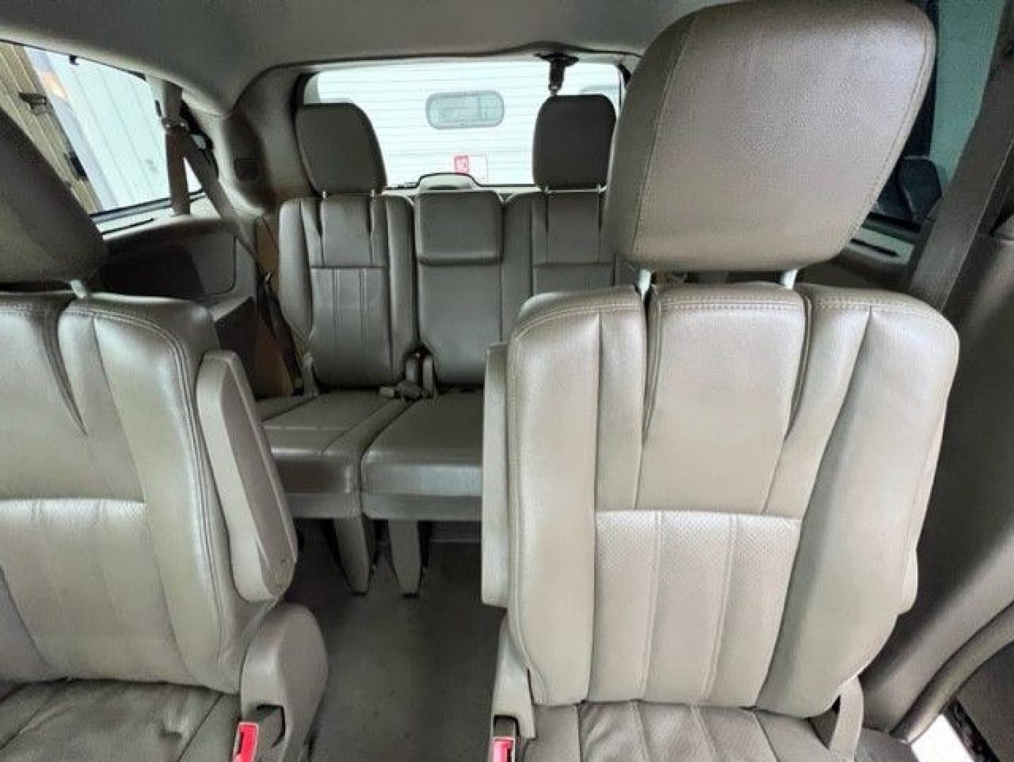 2011 BLUE CHRYSLER TOWN and COUNTRY TOURING L (2A4RR8DG8BR) with an 3.6L engine, Automatic transmission, located at 1100 W. Sheridan Ave., Shenandoah, 51601, (712) 246-1600, 40.765678, -95.388817- Photo#5